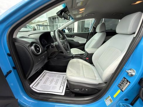 Used 2023 Hyundai Kona SEL w/ Cargo Package FWD image 18