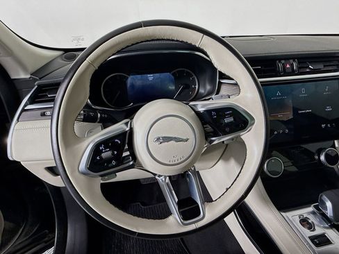 Used 2021 Jaguar F-PACE S image 12