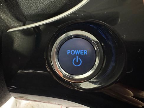 Used 2022 Toyota Prius Prime LE image 18