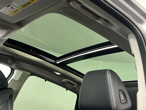 Used 2025 Acura MDX w/ Technology Package image 26