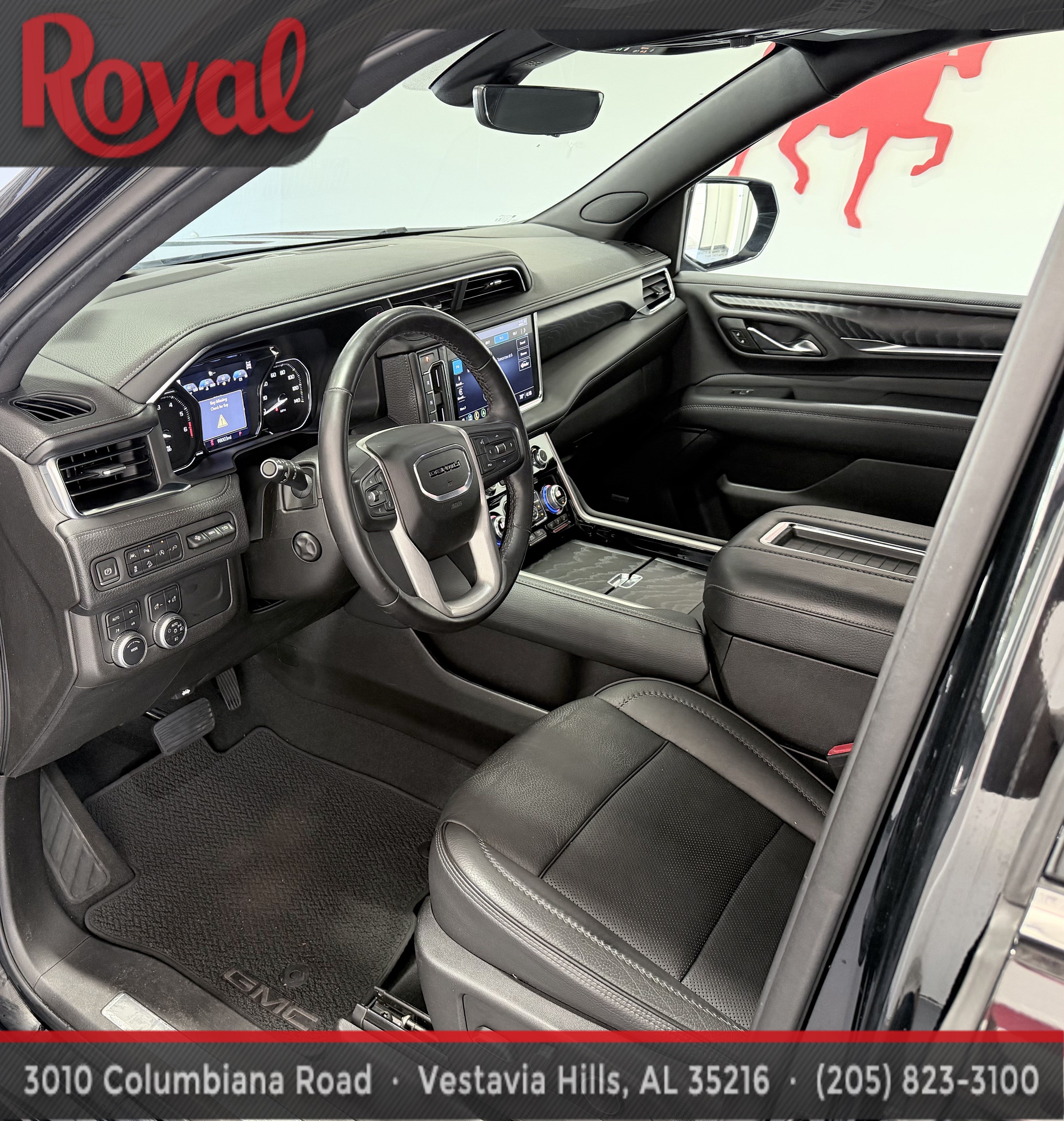 Used 2021 GMC Yukon XL Denali w/ Advanced Technology Package AWD/4WD image 13