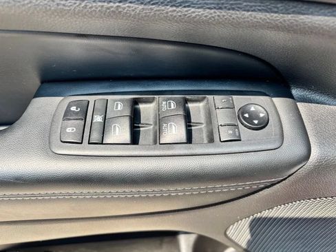 Used 2021 Jeep Grand Cherokee Laredo AWD/4WD image 20