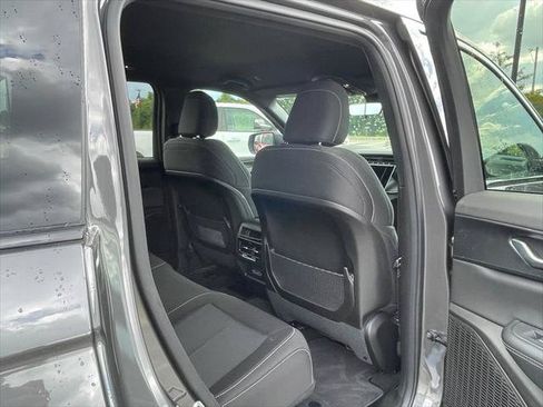 Certified 2026 Jeep Grand Cherokee Laredo RWD image 43