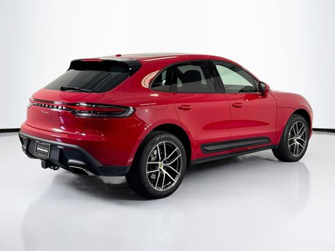 Used 2025 Porsche Macan w/ Premium Package Plus image 9