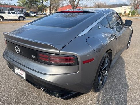 Used 2024 Nissan Z Performance w/ Floor Mat Package image 5