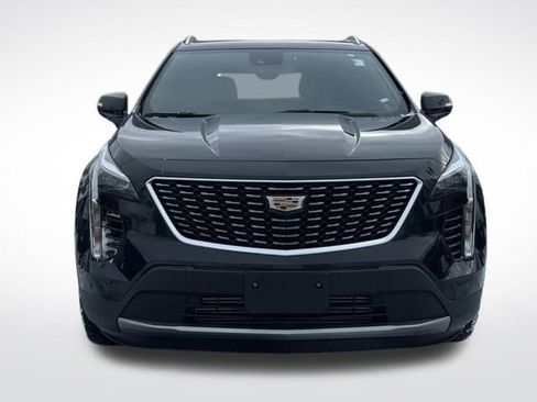 Used 2023 Cadillac XT4 Premium Luxury image 2