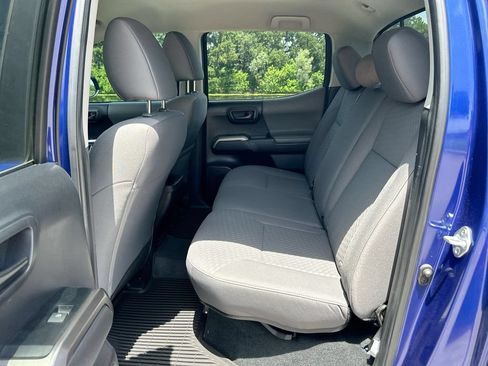Used 2023 Toyota Tacoma SR5 AWD/4WD image 21