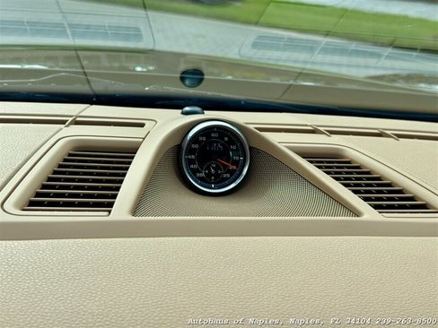 Used 2012 Porsche Panamera 4S image 32