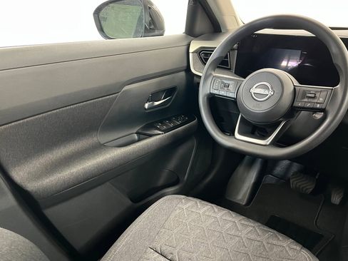 New 2026 Nissan Kicks SV image 11