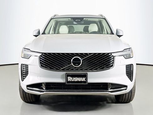 New 2026 Volvo XC90 T8 Ultra w/ Protection Package Premier AWD/4WD image 2