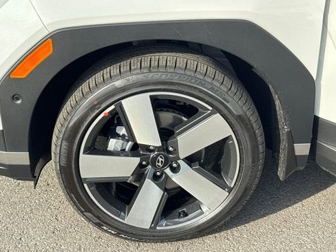 New 2026 Hyundai Santa Fe Limited FWD image 24