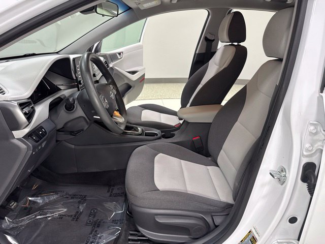 Used 2020 Hyundai Ioniq Blue FWD image 11