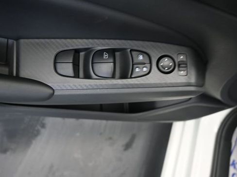 Used 2025 Nissan Altima 2.5 S FWD image 19