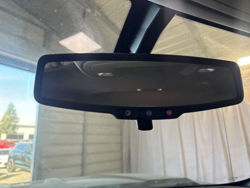 Used 2018 Chevrolet Silverado 1500 LT w/ Texas Edition image 27