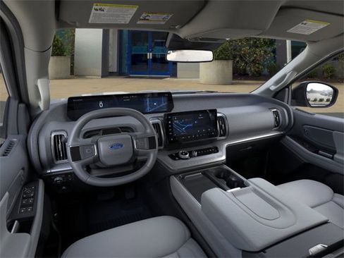 New 2026 Ford Expedition Max Active image 9