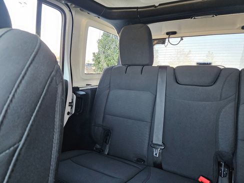 Used 2020 Jeep Wrangler Unlimited Sport image 25