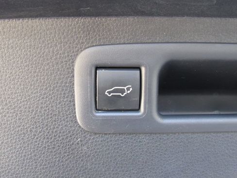 Certified 2025 Toyota Highlander XLE AWD/4WD image 24