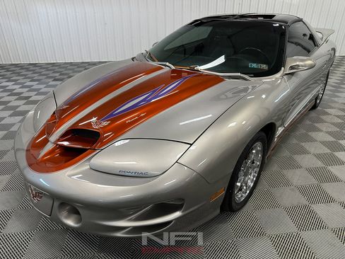 Used 2001 Pontiac Firebird Trans Am w/ SLP Firehawk Pkg image 3