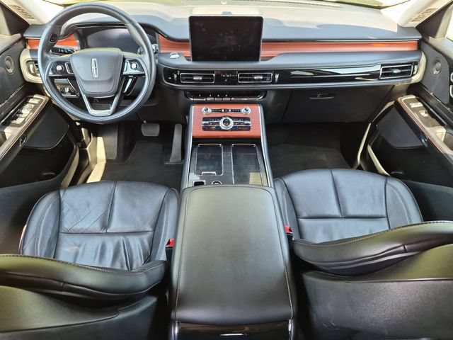 Used 2024 Lincoln Aviator Reserve AWD/4WD image 13