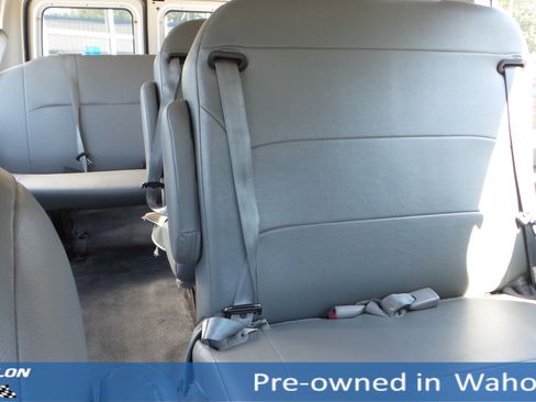 Used 2011 Ford E-350 and Econoline 350 XL image 15