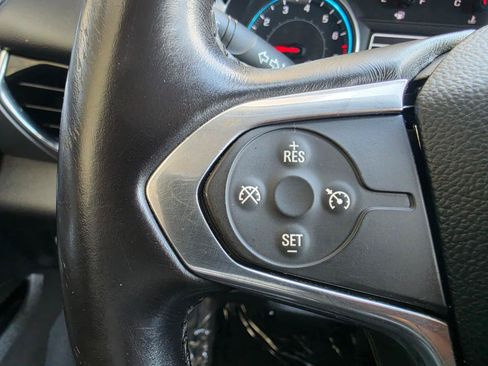 Used 2018 Chevrolet Traverse LT AWD/4WD image 21