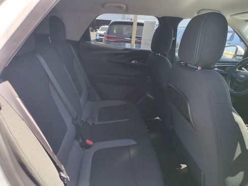 Used 2025 Chevrolet TrailBlazer LT AWD/4WD image 28