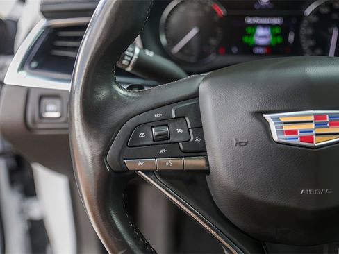 Used 2022 Cadillac XT6 Luxury image 14