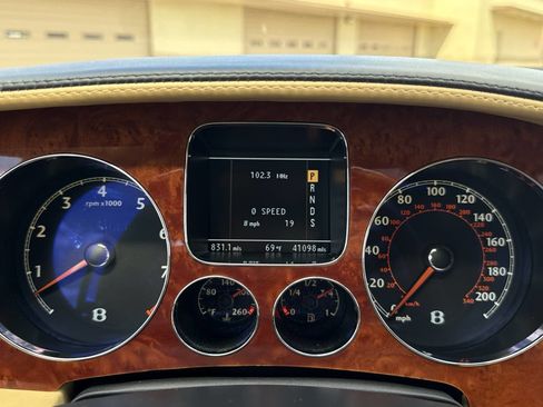 Used 2006 Bentley Flying Spur Flying Spur image 11