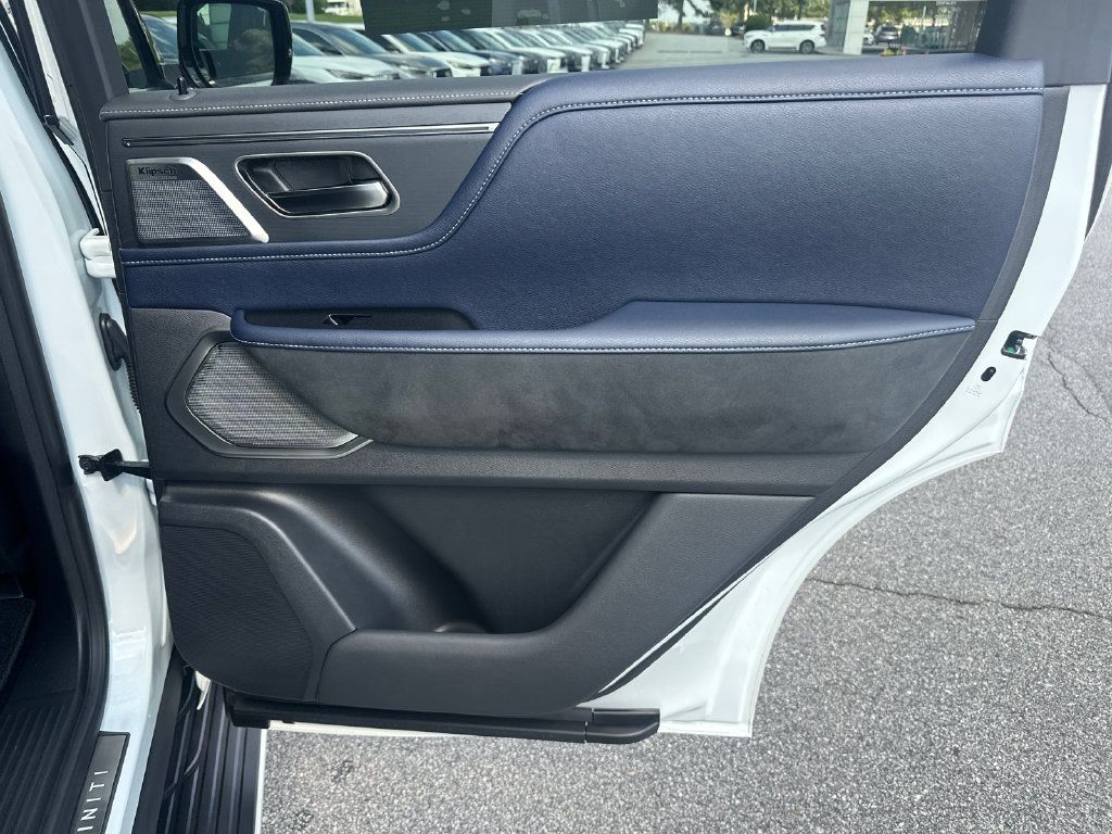 Certified 2026 INFINITI QX80 4WD image 14