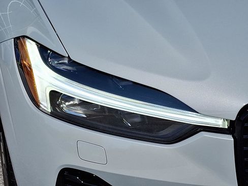 Certified 2025 Volvo XC60 T8 Core w/ Climate Package image 9