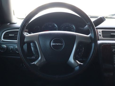 Used 2014 GMC Sierra 2500 Denali image 18