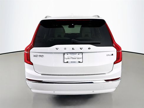 Used 2023 Volvo XC90 B6 Plus w/ Protection Package Premier image 10