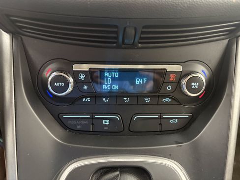 Used 2013 Ford Escape SE FWD image 15