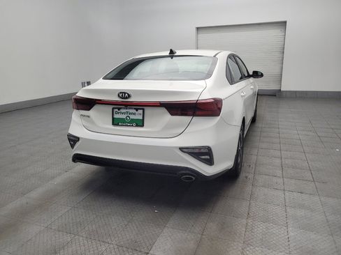 Used 2019 Kia Forte LXS FWD image 9