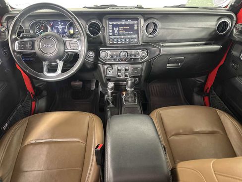 Used 2021 Jeep Wrangler Unlimited Sahara w/ Cold Weather Group image 10