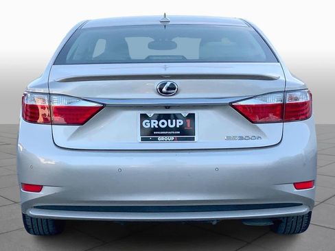 Used 2013 Lexus ES 300h Hybrid w/ Luxury Pkg image 5