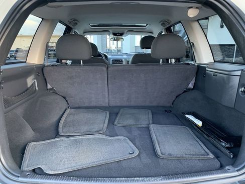 Used 2004 Jeep Grand Cherokee Laredo w/ Trailer Tow Prep Group image 14