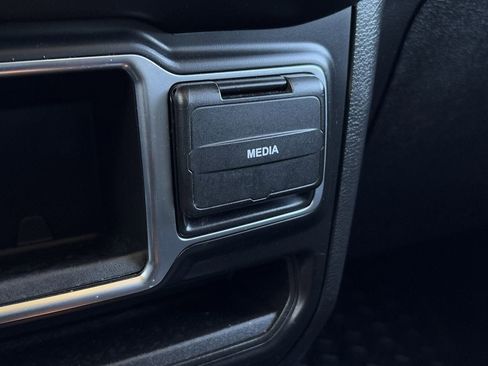 Used 2021 Jeep Gladiator Sport image 23