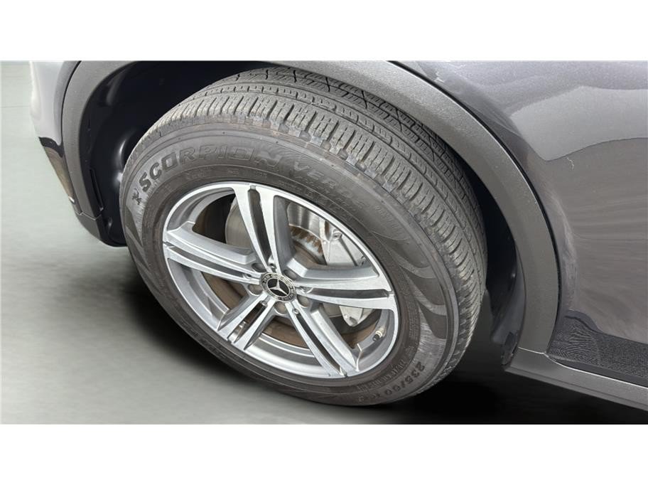 Used 2020 Mercedes-Benz GLC 300 image 43
