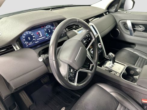 Certified 2023 Land Rover Discovery Sport S image 11