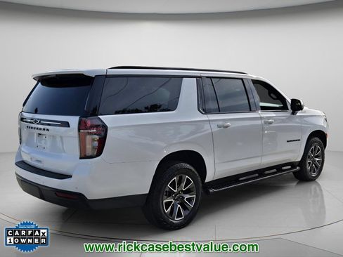 Used 2024 Chevrolet Suburban Z71 w/ Luxury Package AWD/4WD image 7