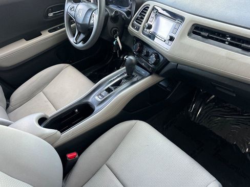 Certified 2022 Honda HR-V LX image 15