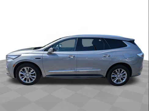 Used 2023 Buick Enclave Avenir w/ Avenir Technology Package FWD image 7