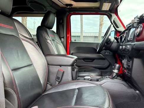 Used 2018 Jeep Wrangler Rubicon AWD/4WD image 26