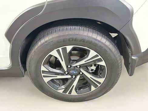 Used 2024 Subaru Crosstrek 2.0i Premium image 29