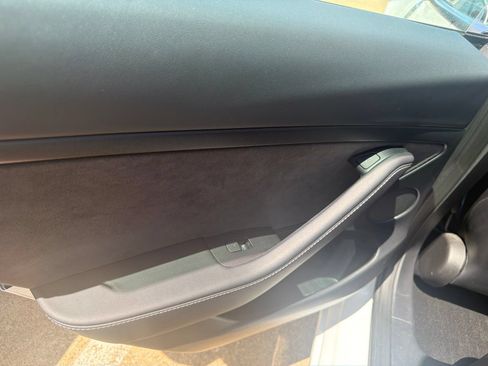 Used 2023 Tesla Model 3 Standard Range RWD image 10