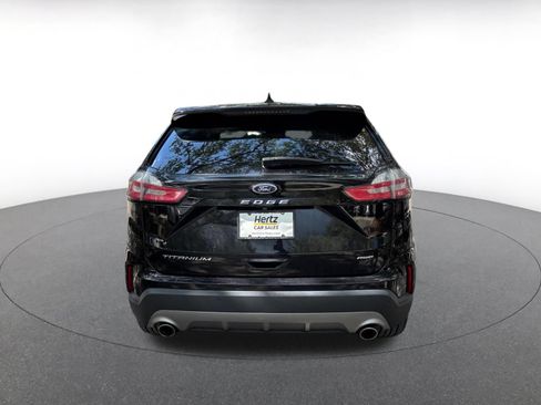 Used 2022 Ford Edge Titanium w/ Equipment Group 301A AWD/4WD image 10