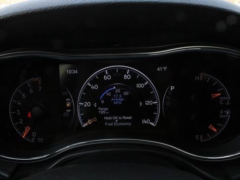 Used 2019 Jeep Grand Cherokee Trailhawk image 24