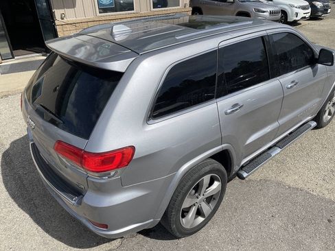 Used 2016 Jeep Grand Cherokee Overland w/ Advanced Technology Group RWD image 9