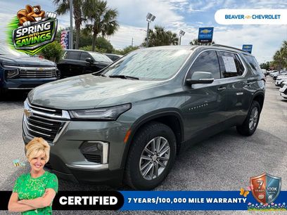 Used 2023 Chevrolet Traverse LT